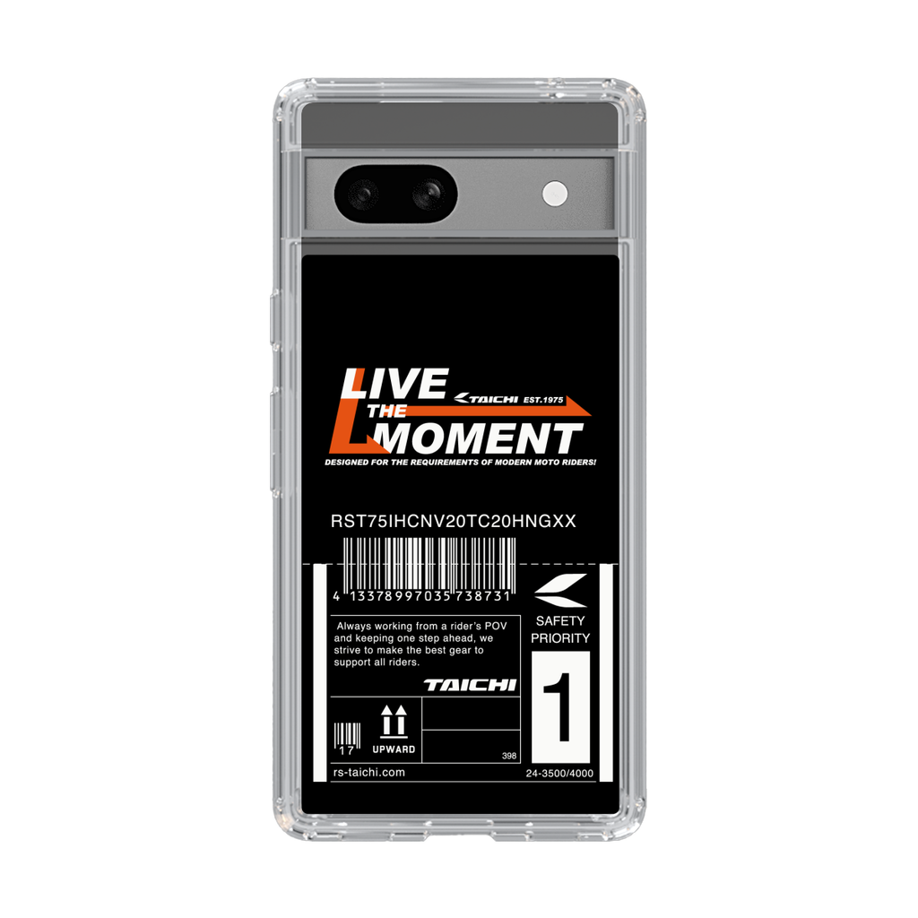 LIVE THE MOMENT